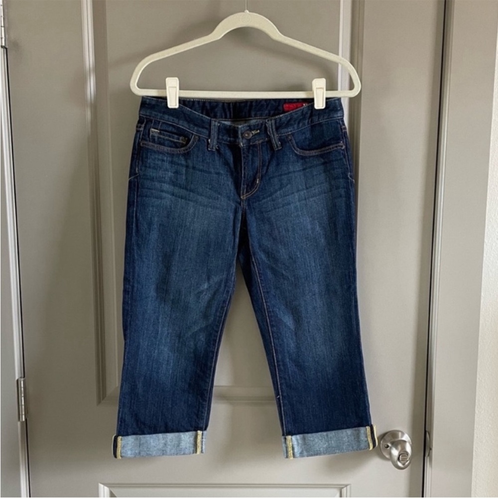 EXPRESS - capri blue jeans. Only worn a few times.